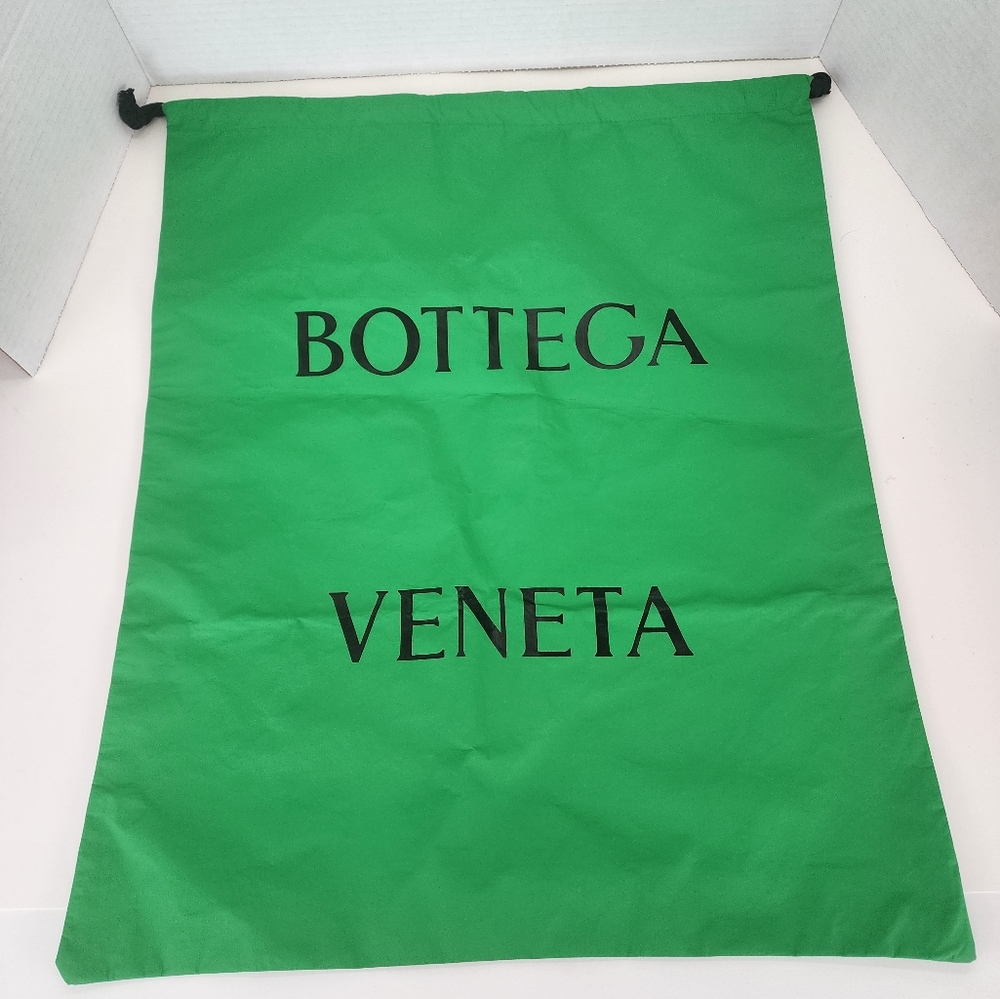 Bottega Veneta tyvek bag